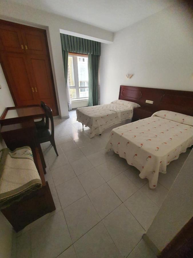 Flor De Loto Hotel Ordes Buitenkant foto